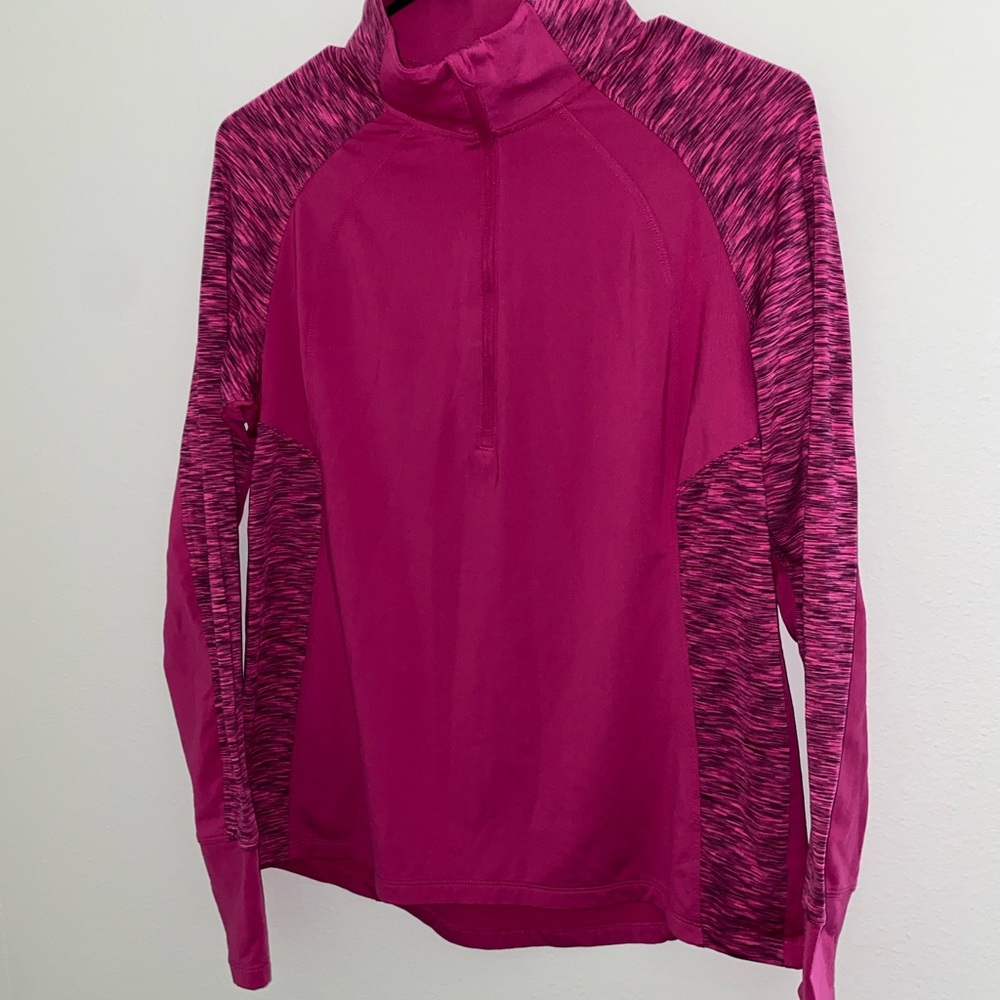Danskin workout top.